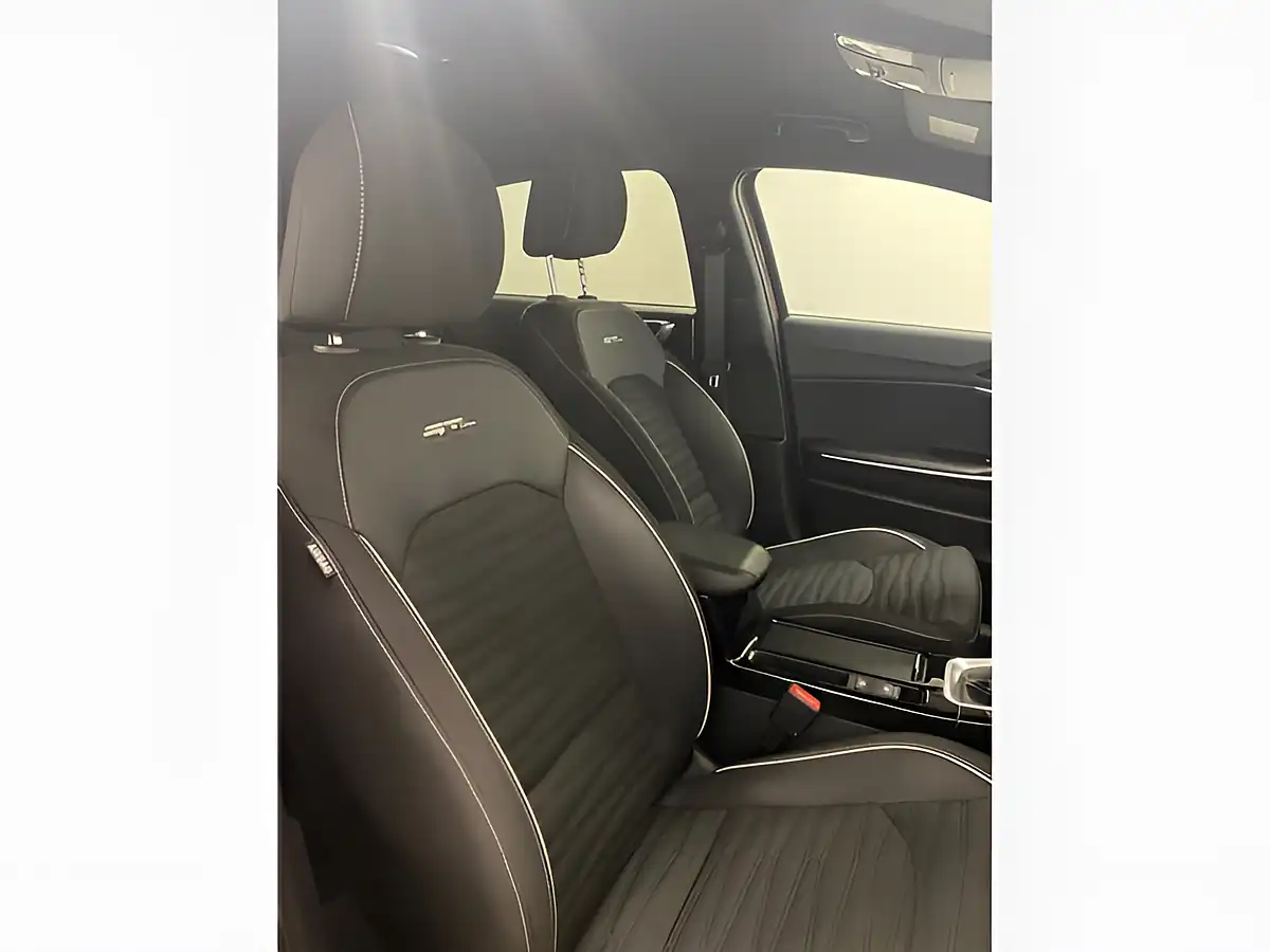 Used 2024 Kia Ceed GT-Line Orange - Interior and Exterior details 14