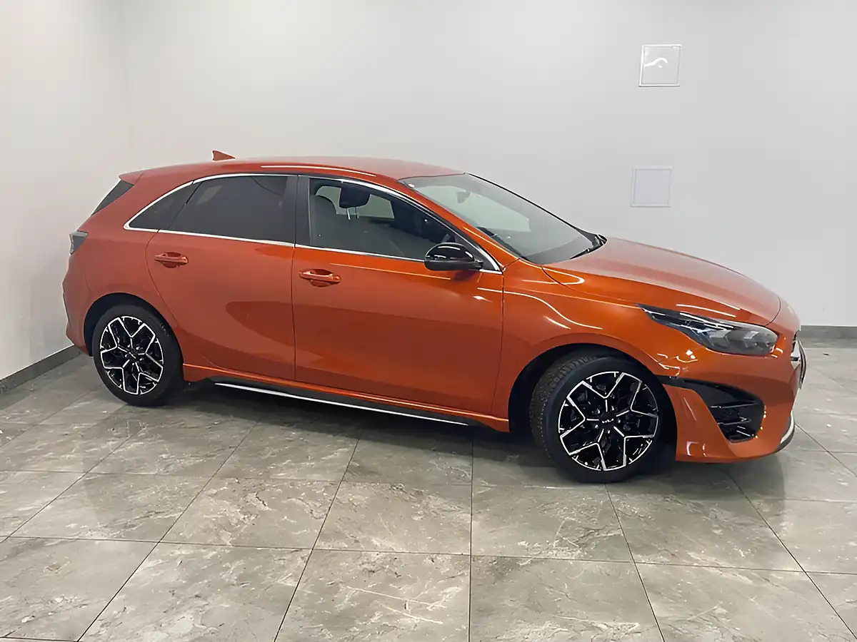 Used 2024 Kia Ceed GT-Line Orange - Interior and Exterior details 2