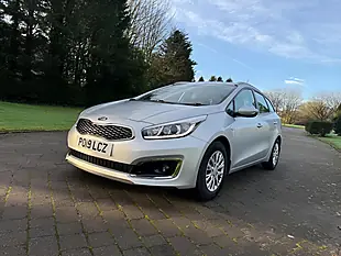 Used 2024 Kia Ceed Sportswagon Silver - Interior and Exterior details 7