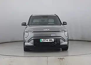 Used 2024 Kia EV3 GT-Line Shale Grey - Interior and Exterior details 5