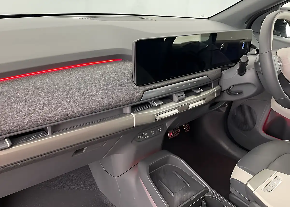 Used 2024 Kia EV3 GT-Line Shale Grey - Interior and Exterior details 8