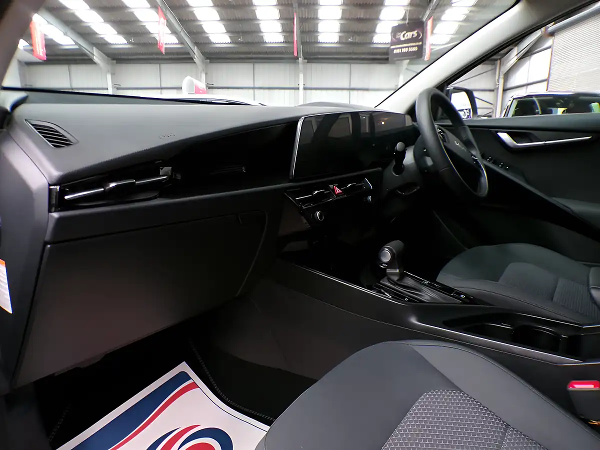 Used 2024 Kia Niro 2 Black - Interior and Exterior details 12