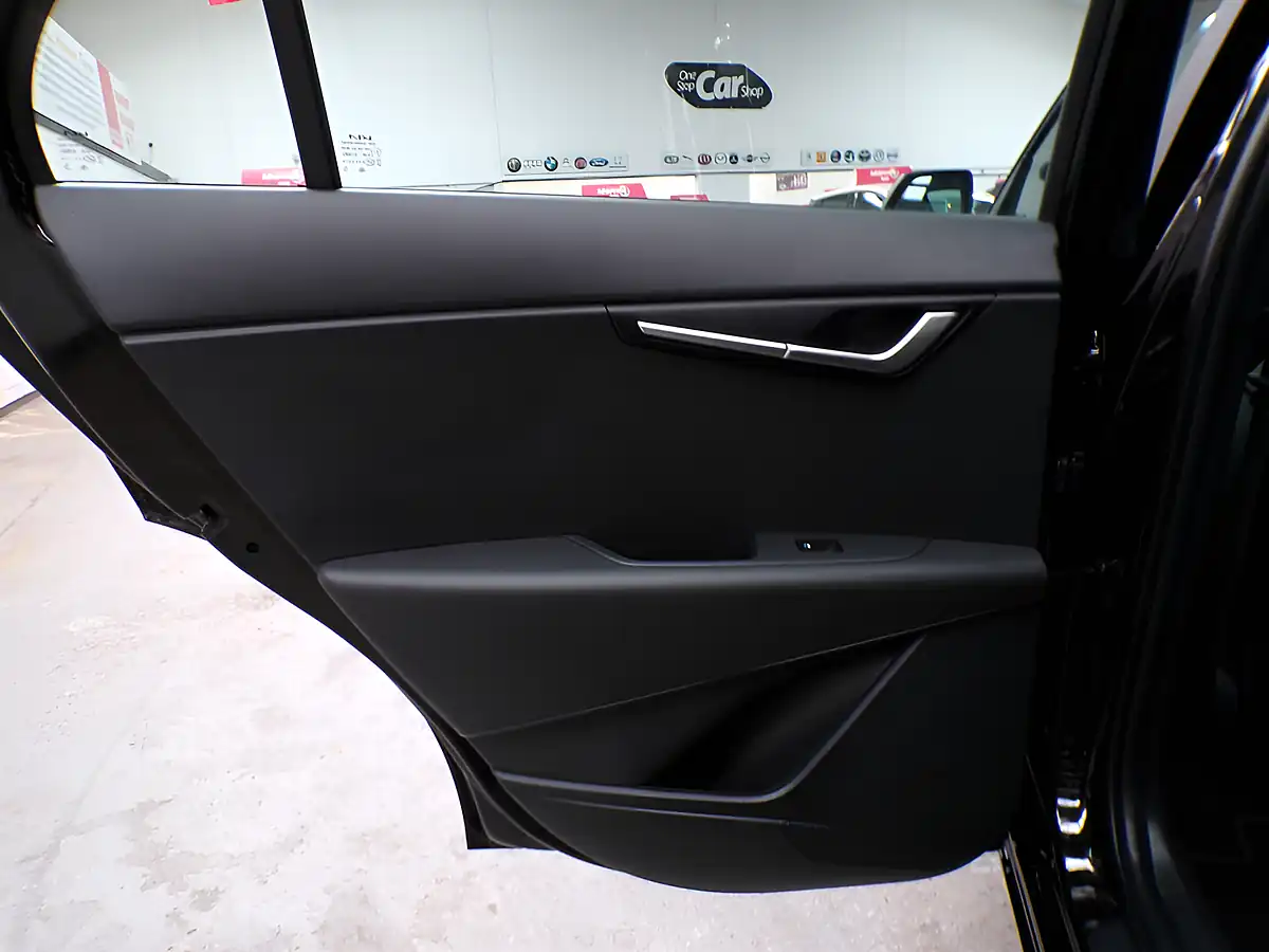 Used 2024 Kia Niro 2 Black - Interior and Exterior details 18