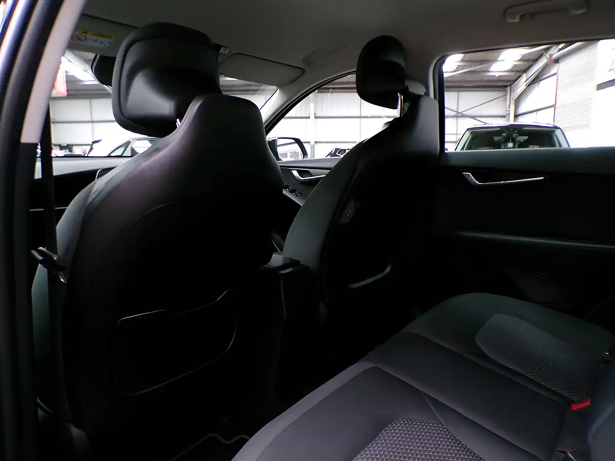 Used 2024 Kia Niro 2 Black - Interior and Exterior details 19