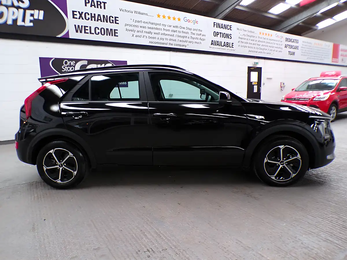 Used 2024 Kia Niro 2 Black - Interior and Exterior details 8