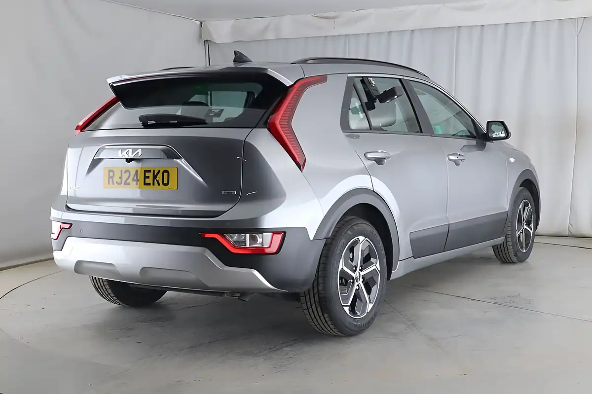 Used 2024 Kia Niro 2 Grey - Interior and Exterior details 10