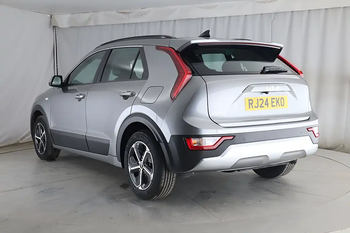 Used 2024 Kia Niro 2 Grey - Interior and Exterior details 9
