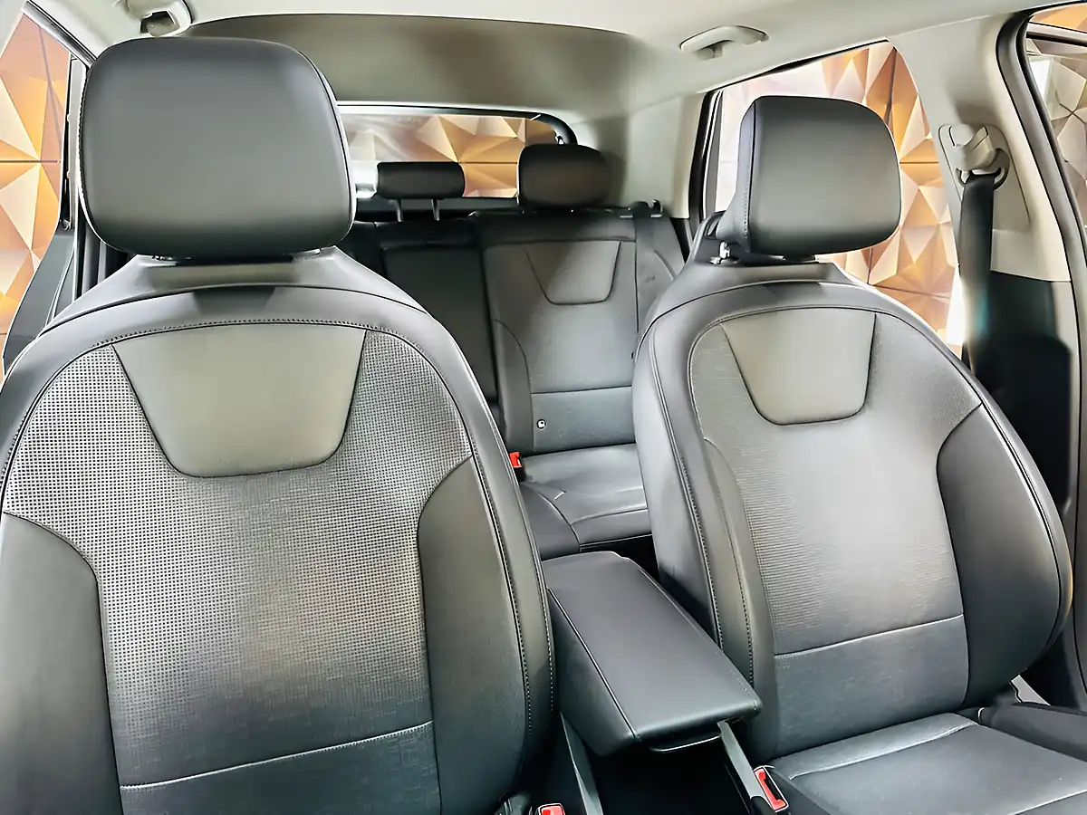Used 2024 Kia Niro 4 Interstellar Grey - Interior and Exterior details 15