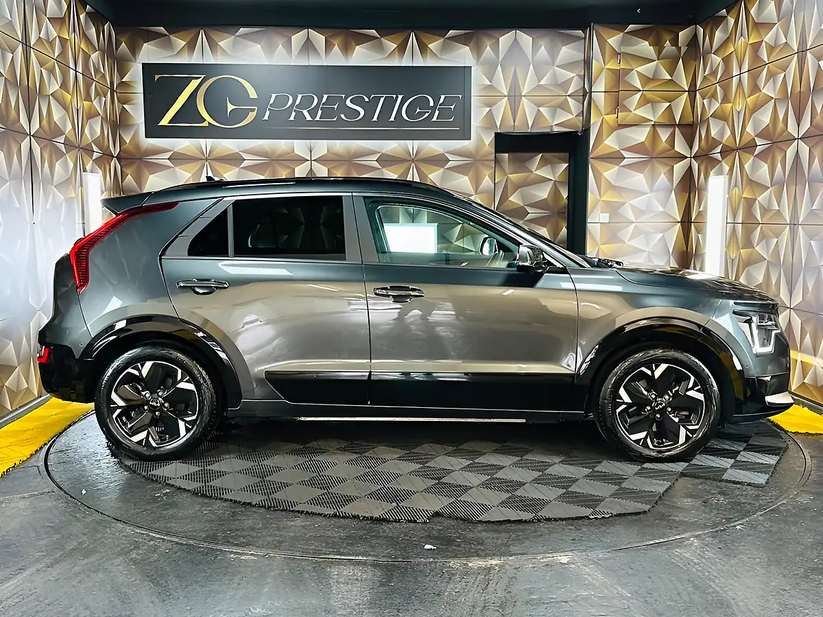 Used 2024 Kia Niro 4 Interstellar Grey - Interior and Exterior details 8