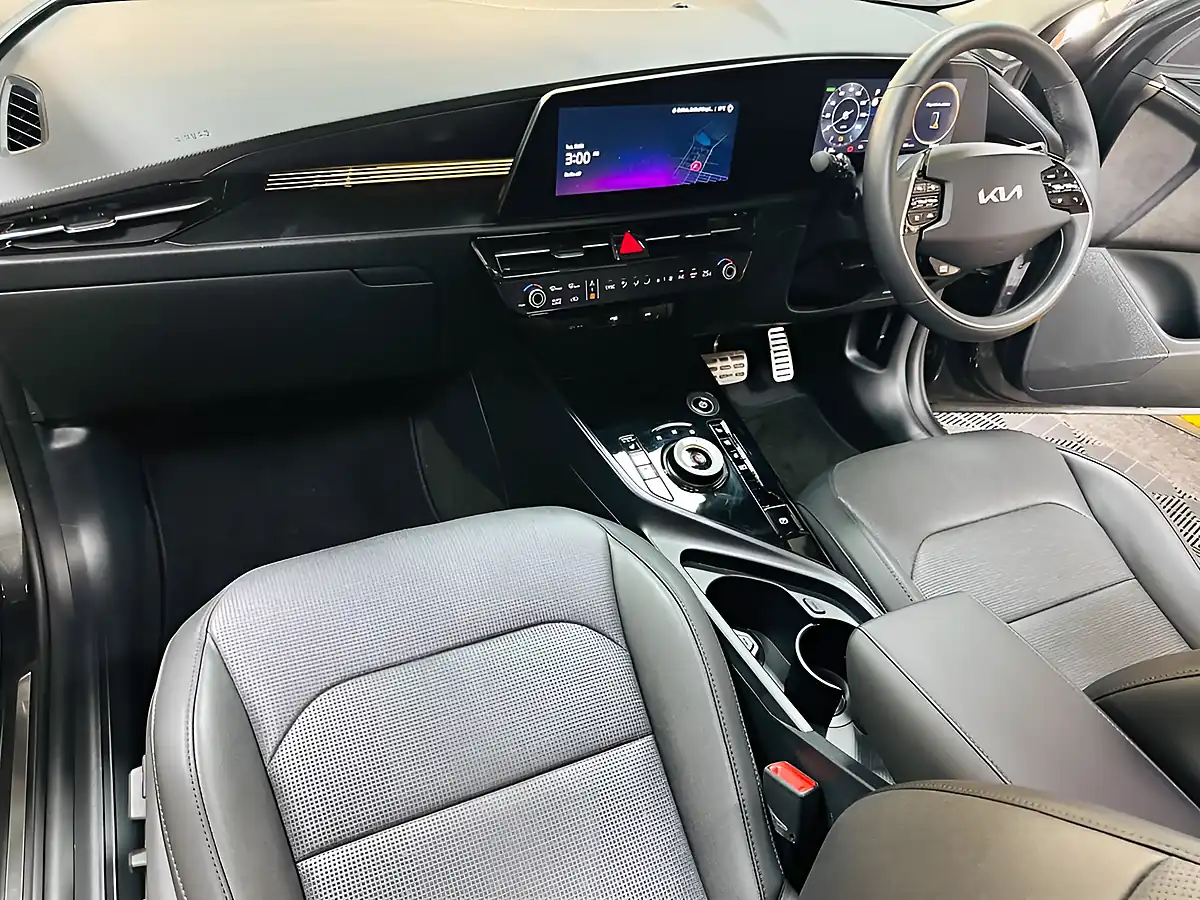 Used 2024 Kia Niro 4 Interstellar Grey - Interior and Exterior details 9