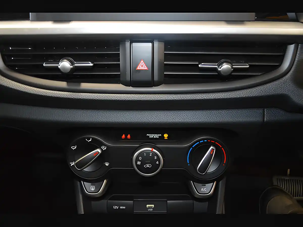 Used 2024 Kia Picanto 2 Honey Bee - Interior and Exterior details 15