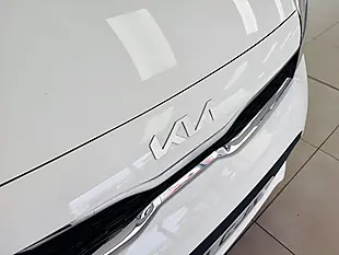 Used 2024 Kia Picanto 2 White - Interior and Exterior details 10