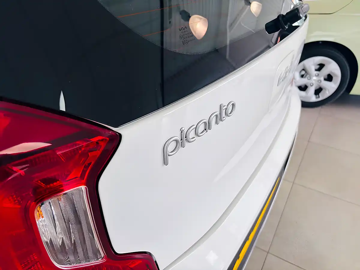 Used 2024 Kia Picanto 2 White - Interior and Exterior details 12