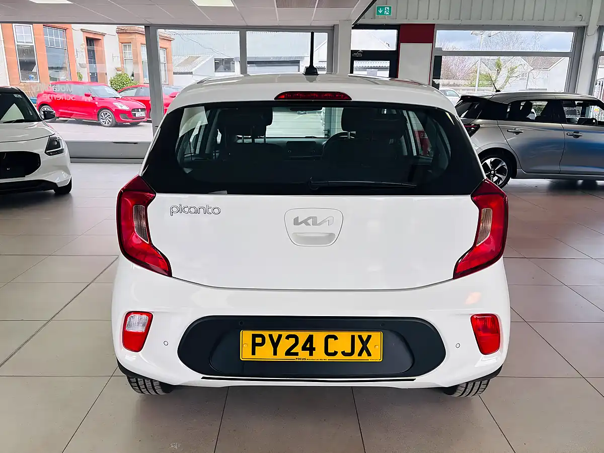 Used 2024 Kia Picanto 2 White - Interior and Exterior details 6