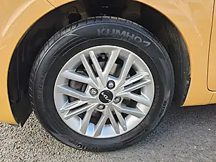 Used 2024 Kia Picanto 2 Yellow - Interior and Exterior details 15