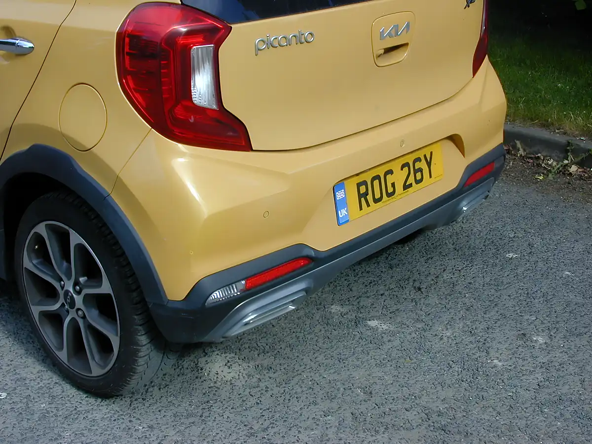 Used 2024 Kia Picanto X-Line S Yellow - Interior and Exterior details 13