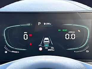 Used 2024 Kia Sportage GT-Line Experience Green - Interior and Exterior details 13
