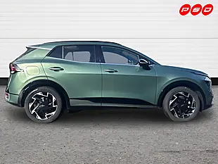 Used 2024 Kia Sportage GT-Line Experience Green - Interior and Exterior details 8