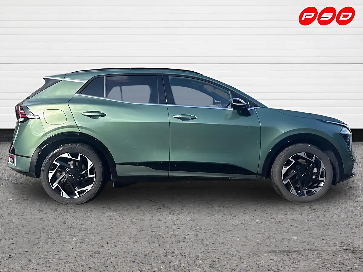 Used 2024 Kia Sportage GT-Line Experience Green - Interior and Exterior details 8