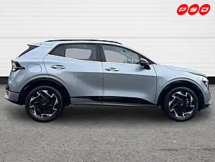 Used 2024 Kia Sportage GT-Line Lunar Silver - Interior and Exterior details 8