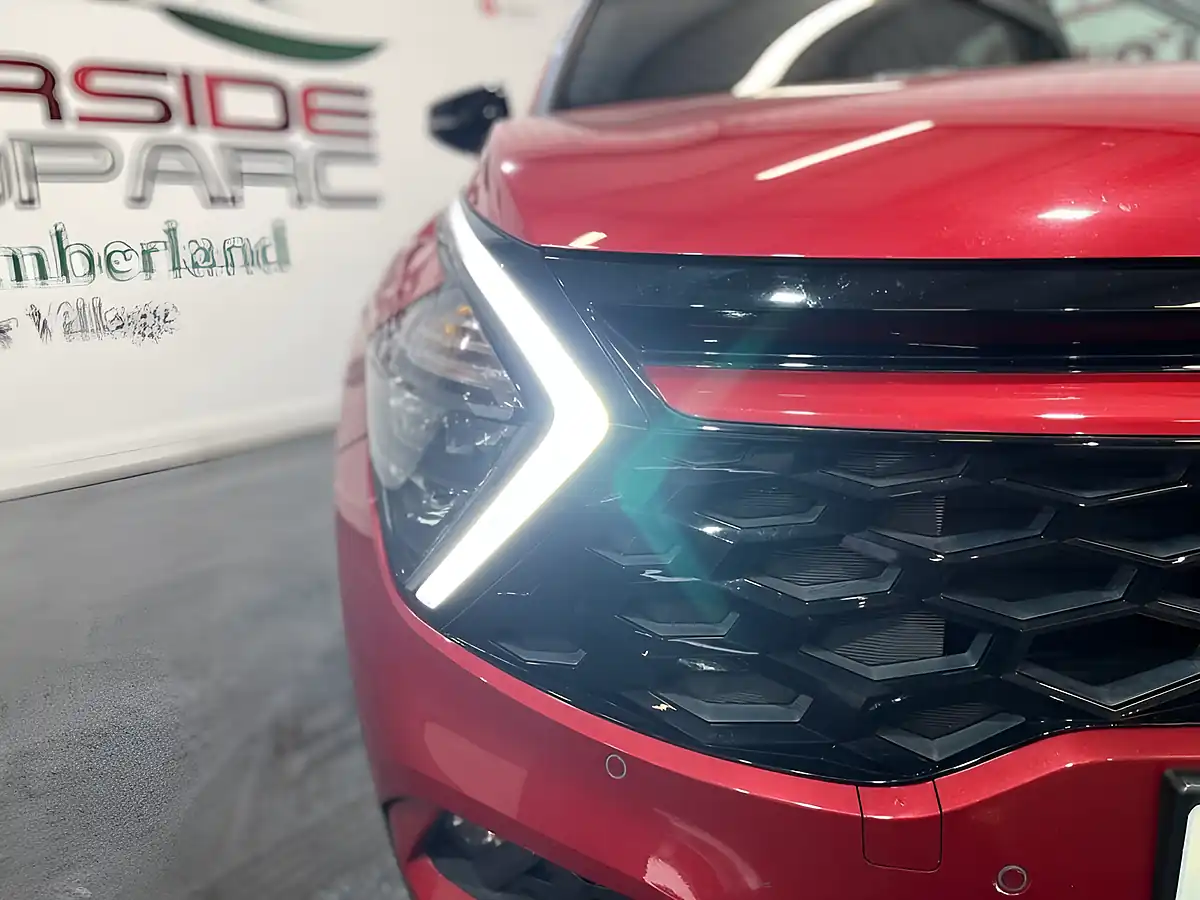 Used 2024 Kia Sportage GT-Line Red - Interior and Exterior details 8