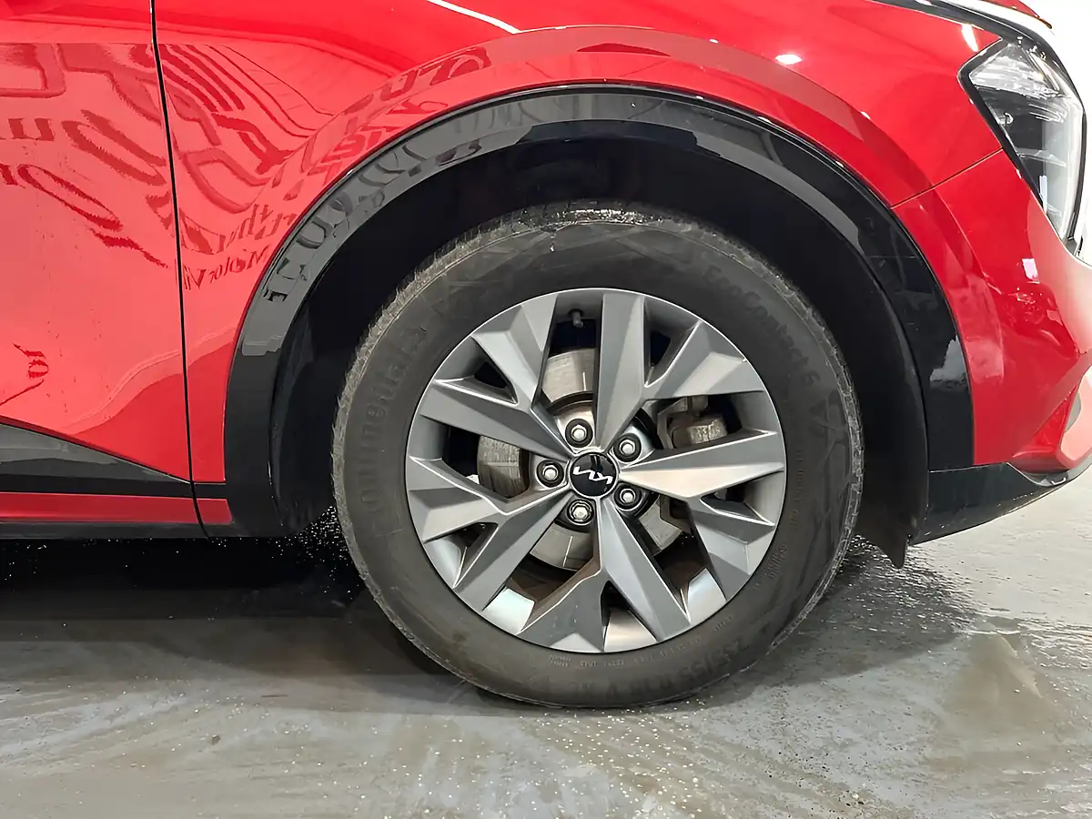 Used 2024 Kia Sportage GT-Line Red - Interior and Exterior details 9