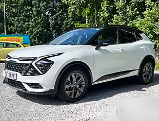 Used 2024 Kia Sportage GT-Line S White - Interior and Exterior details 7
