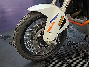 Used 2024 Ktm 1290 Super Adventure R Orange - Interior and Exterior details 16