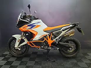Used 2024 Ktm 1290 Super Adventure R Orange - Interior and Exterior details 3