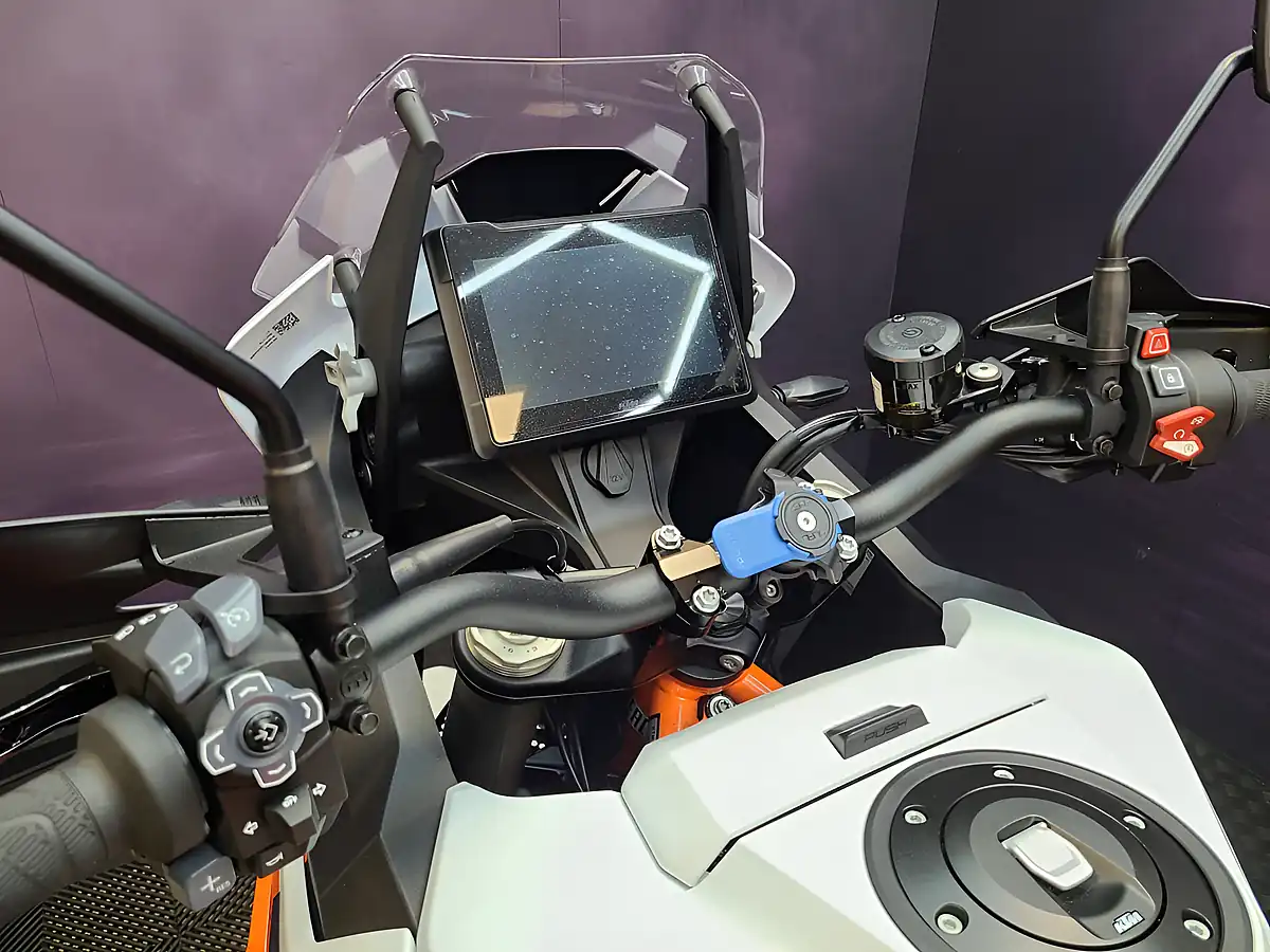 Used 2024 Ktm 1290 Super Adventure R Orange - Interior and Exterior details 7