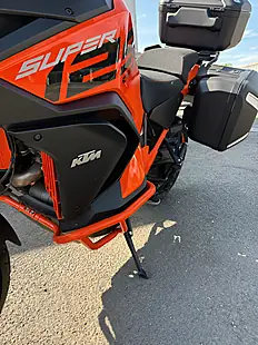 Used 2024 Ktm 1290 Super Adventure S Orange - Interior and Exterior details 15