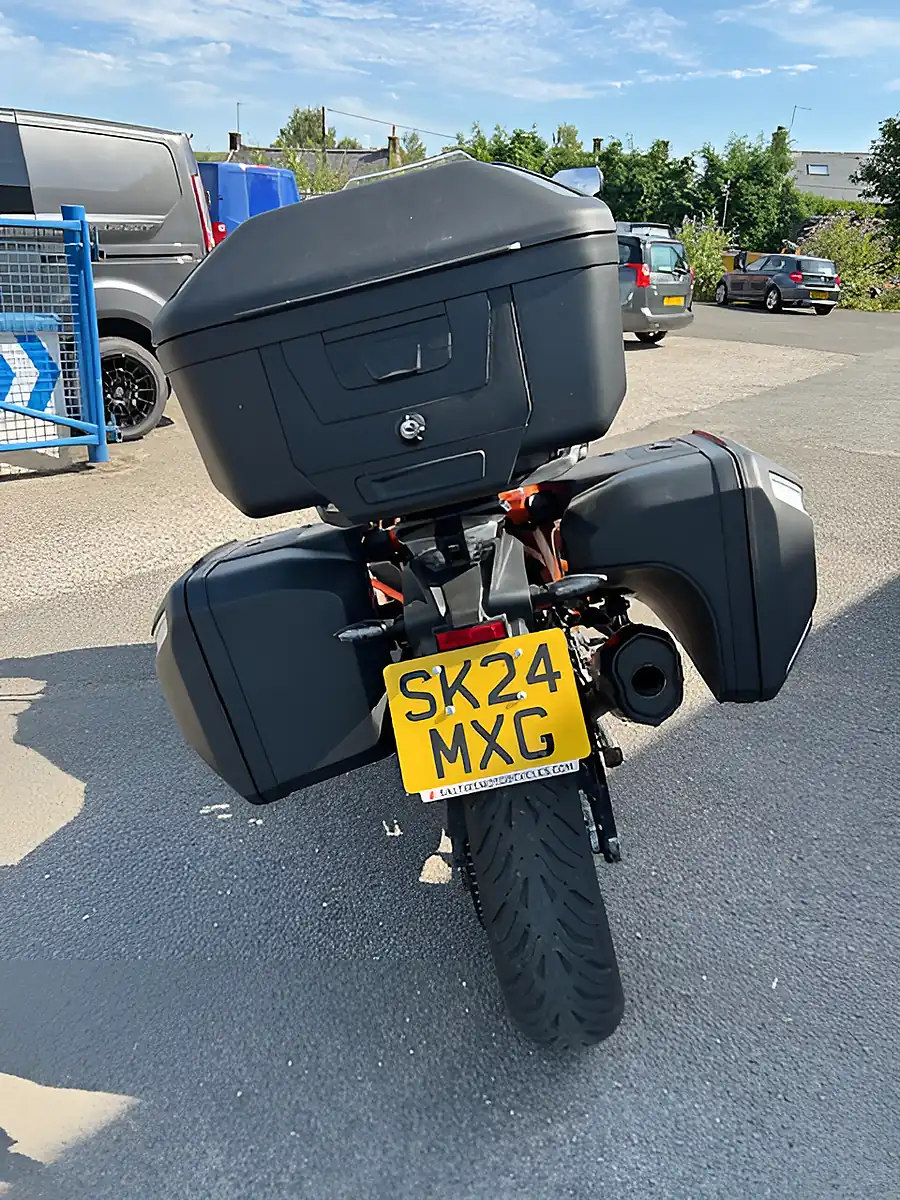 Used 2024 Ktm 1290 Super Adventure S Orange - Interior and Exterior details 4