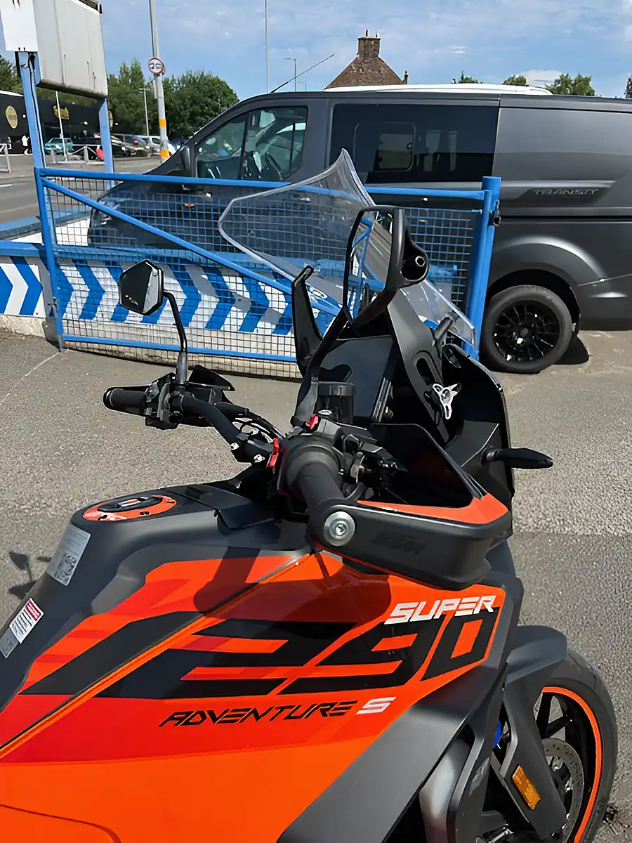Used 2024 Ktm 1290 Super Adventure S Orange - Interior and Exterior details 8