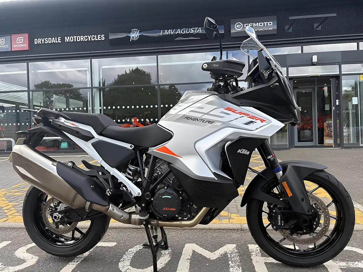 Used 2024 Ktm 1290 Super Adventure S Silver - Interior and Exterior details 6