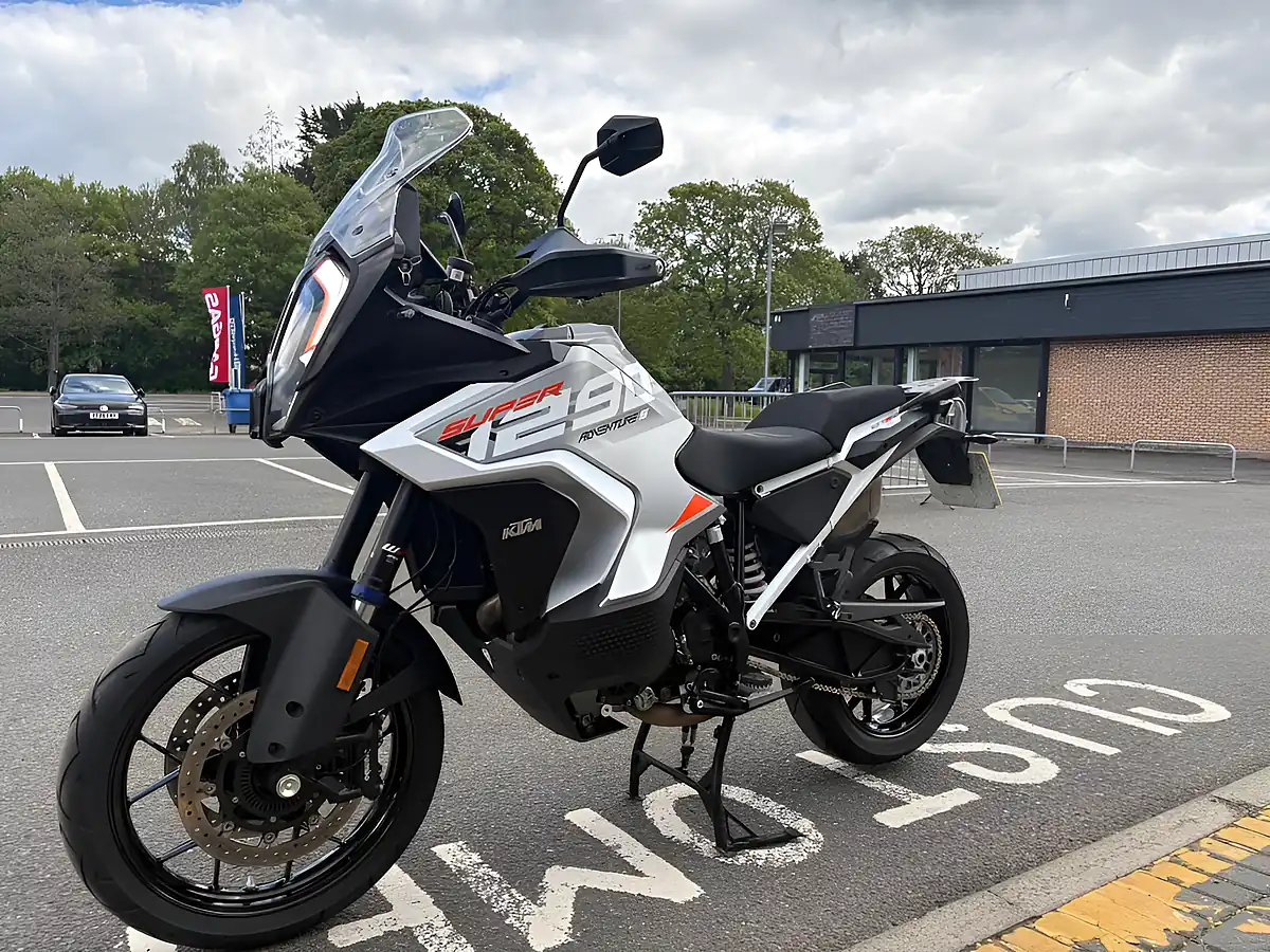 Used 2024 Ktm 1290 Super Adventure S Silver - Interior and Exterior details 7