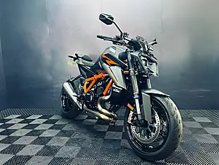 Used 2024 Ktm 1390 Super Duke R Evo Black - Interior and Exterior details 19