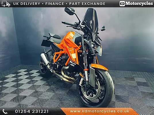 2024 KTM 1390 Super Duke R