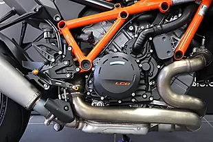 Used 2024 Ktm 1390 Superduke R 30 Years of Duke Edition Orange - Interior and Exterior details 6
