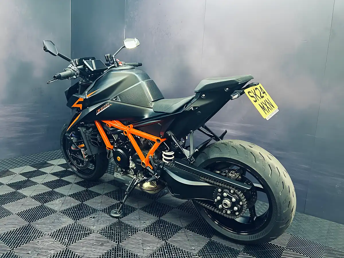 Used 2024 Ktm 1390 Superduke R Evo Black - Interior and Exterior details 14