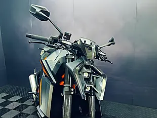 Used 2024 Ktm 1390 Superduke R Evo Black - Interior and Exterior details 8