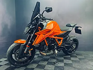 Used 2024 Ktm 1390 Superduke R Orange - Interior and Exterior details 5