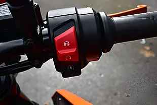 Used 2024 Ktm 390 Duke Naked Orange - Interior and Exterior details 19