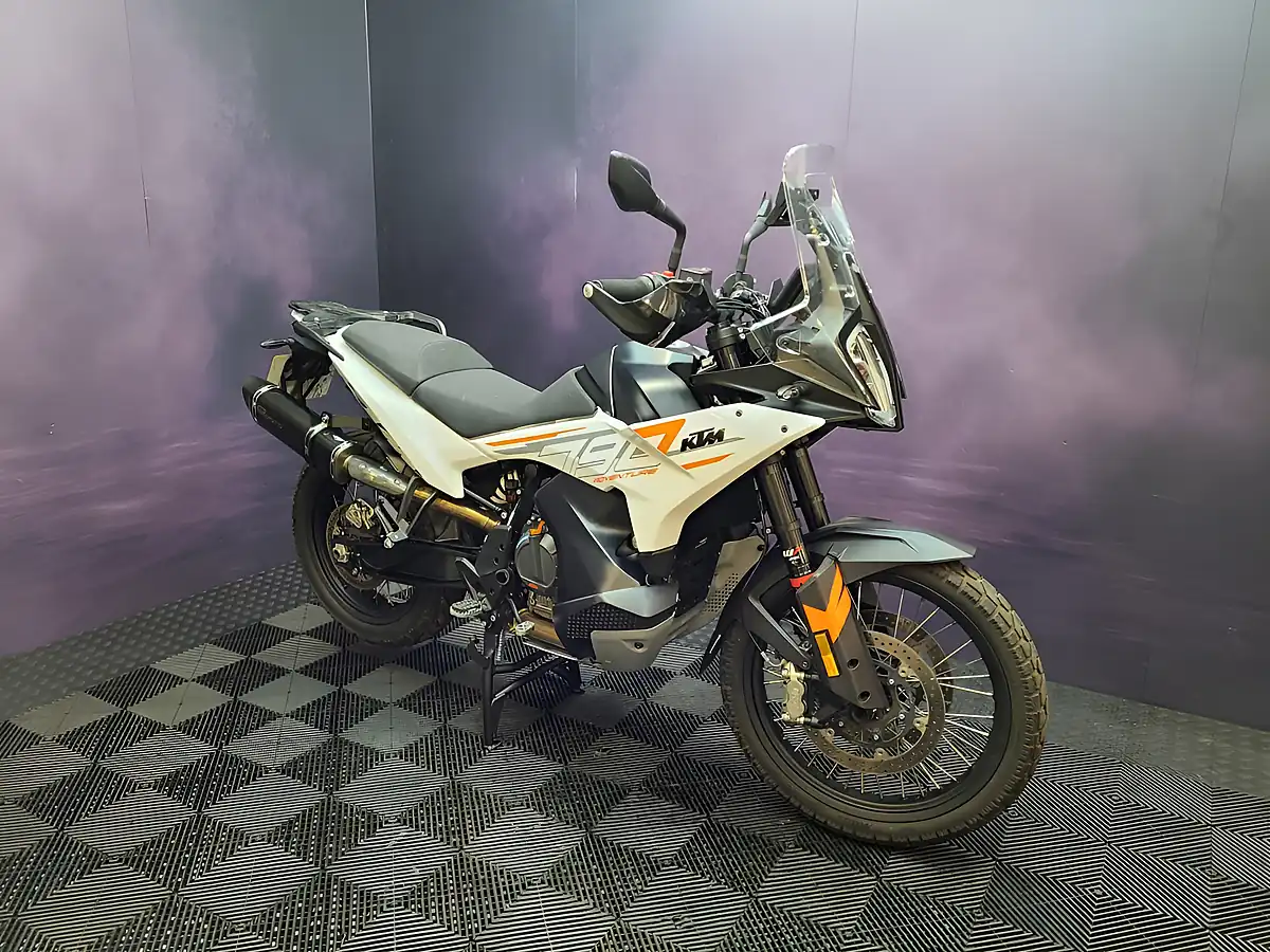 Used 2024 Ktm 790 Adventure White - Interior and Exterior details 4