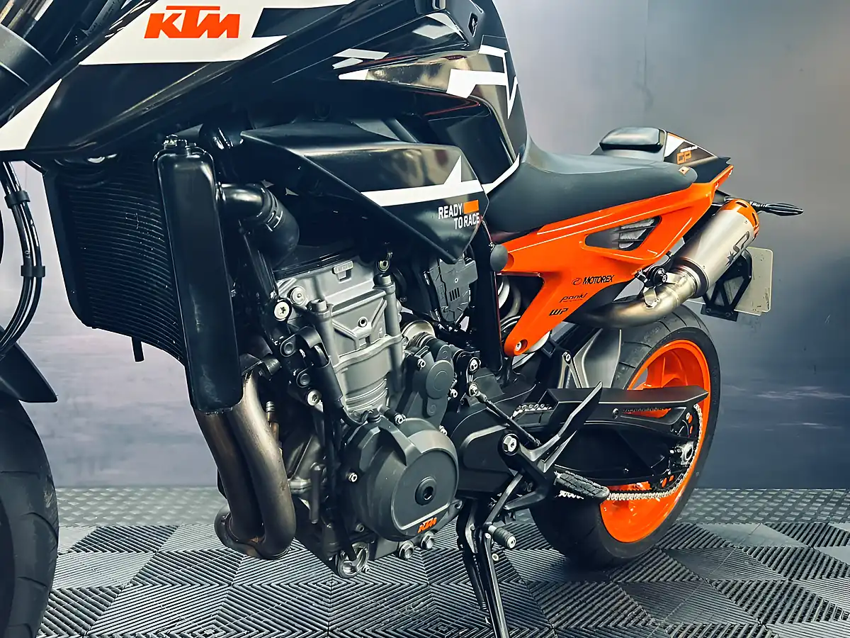 Used 2024 Ktm 890 Duke Gp Black - Interior and Exterior details 11