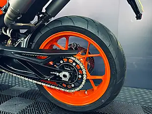 Used 2024 Ktm 890 Duke Gp Black - Interior and Exterior details 17