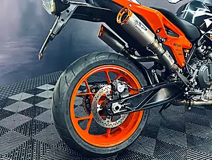 Used 2024 Ktm 890 Duke Gp Black - Interior and Exterior details 18