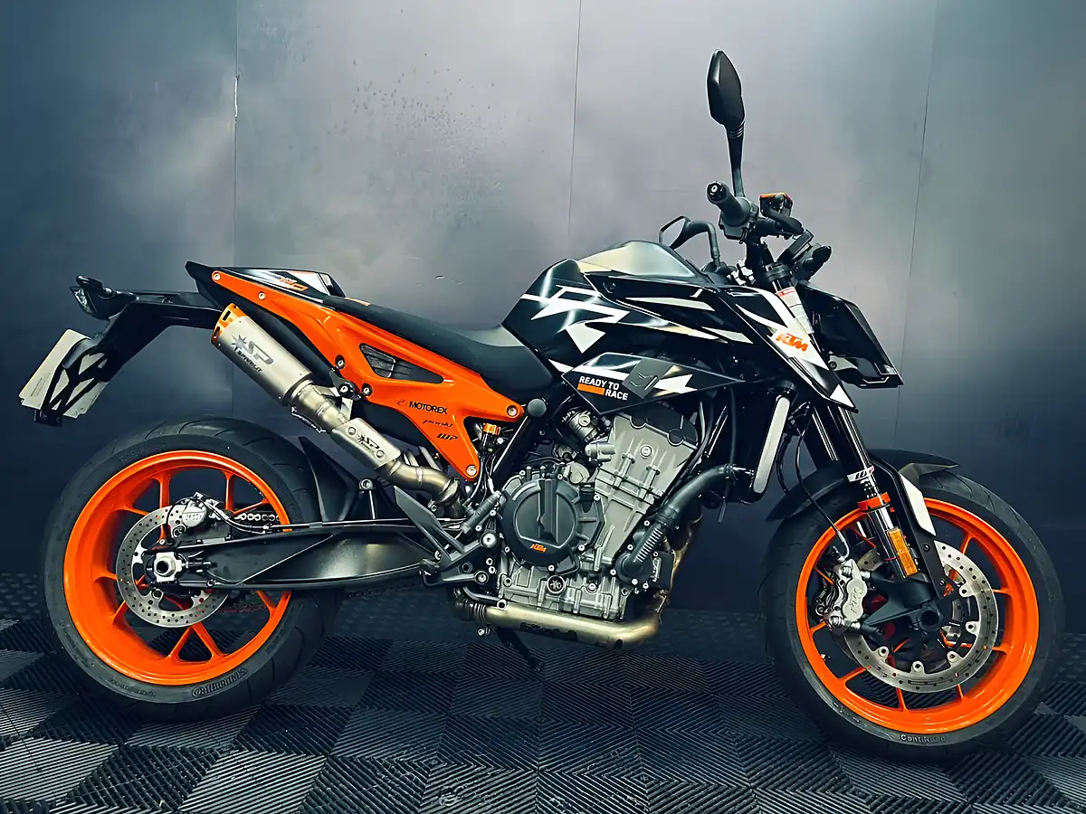 Used 2024 Ktm 890 Duke Gp Black - Interior and Exterior details 2
