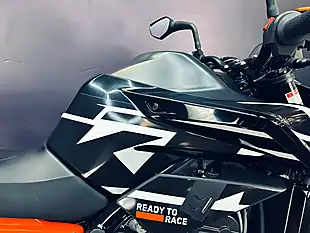 Used 2024 Ktm 890 Duke Gp Black - Interior and Exterior details 6