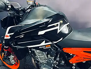 Used 2024 Ktm 890 Duke Gp Black - Interior and Exterior details 9