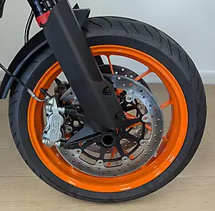 Used 2024 Ktm 890 Smt 890 Orange - Interior and Exterior details 18